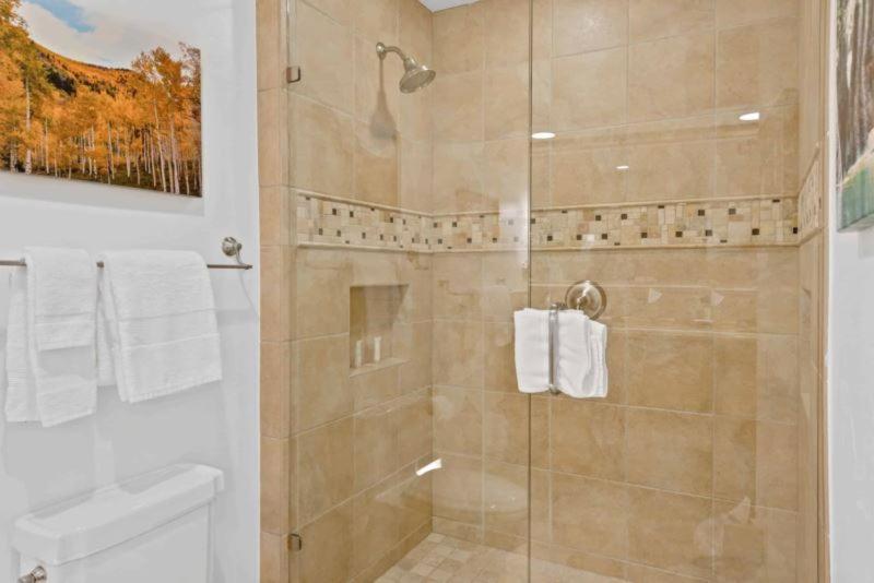 Ridgepoint Townhome 198 By East West Hospitality Beaver Creek Eksteriør bilde