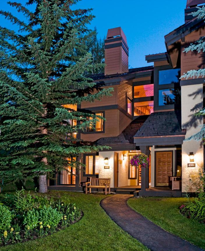 Ridgepoint Townhome 198 By East West Hospitality Beaver Creek Eksteriør bilde
