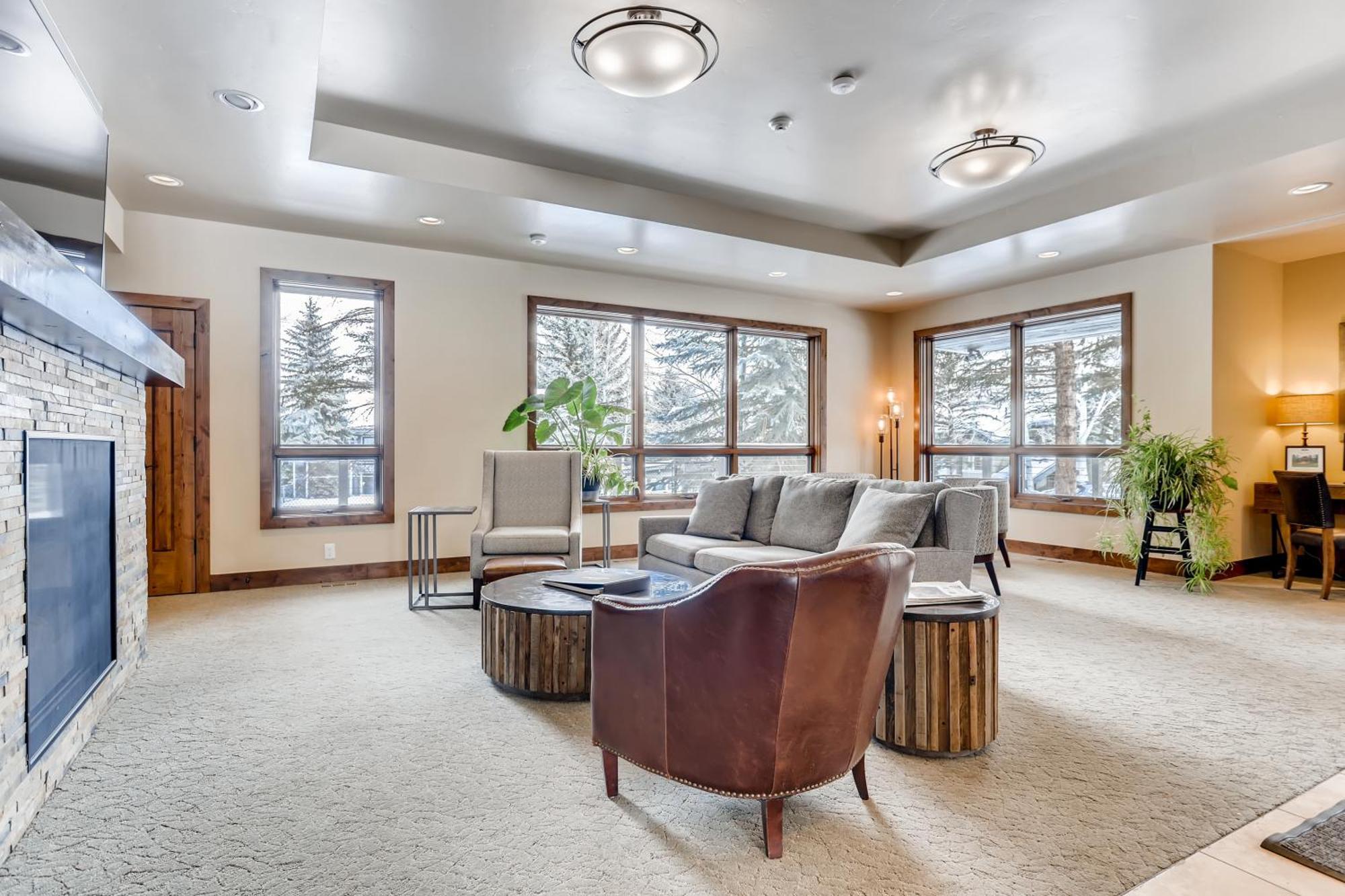 Ridgepoint Townhome 198 By East West Hospitality Beaver Creek Eksteriør bilde